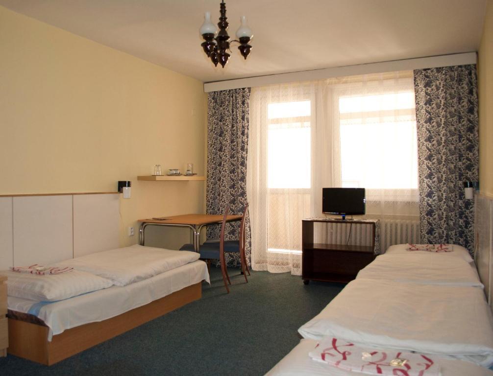 Garni G Hotel Bratislava Cameră foto